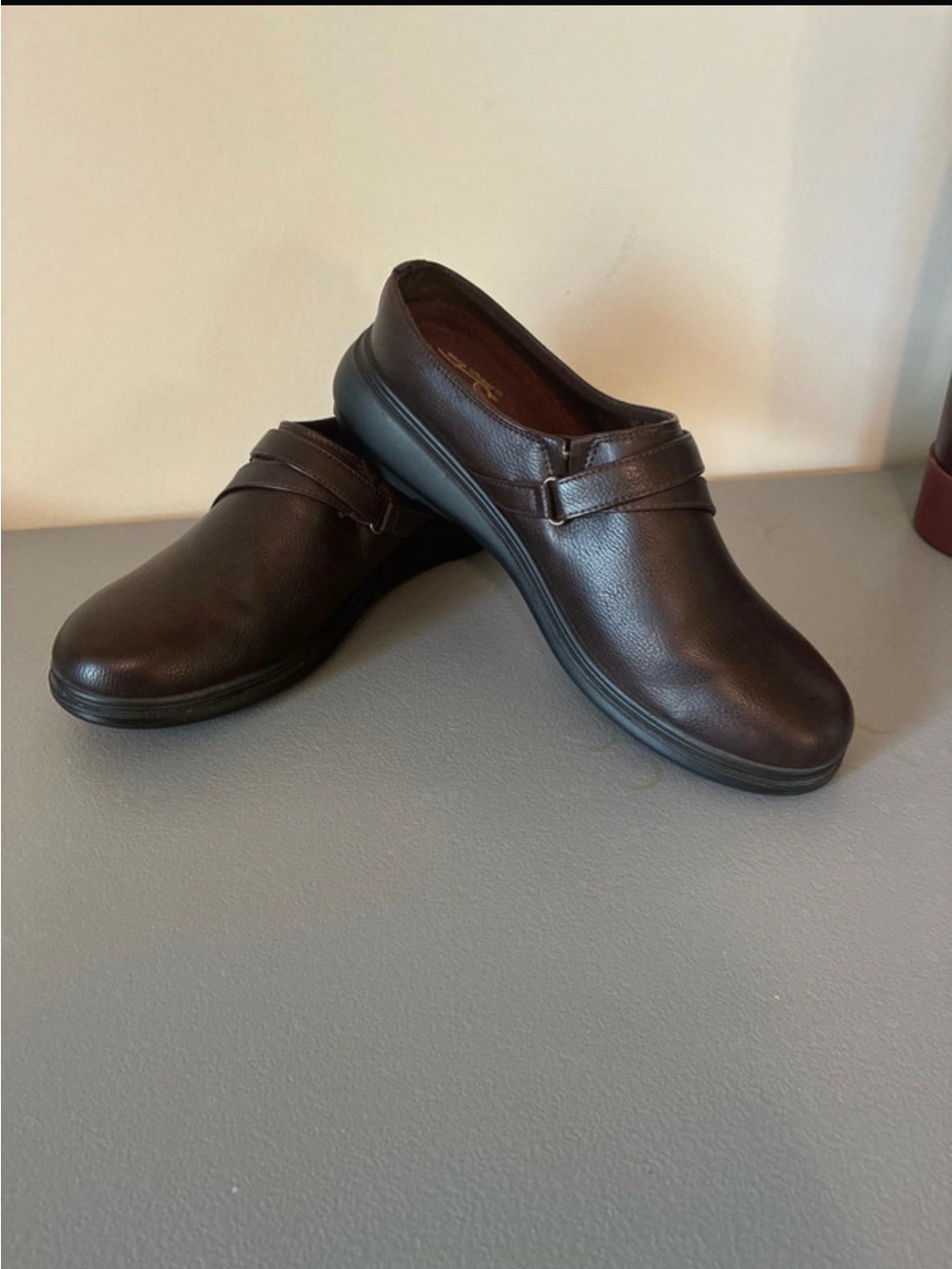 Woman’s Slip-On Casual Dress Shoes - Brown